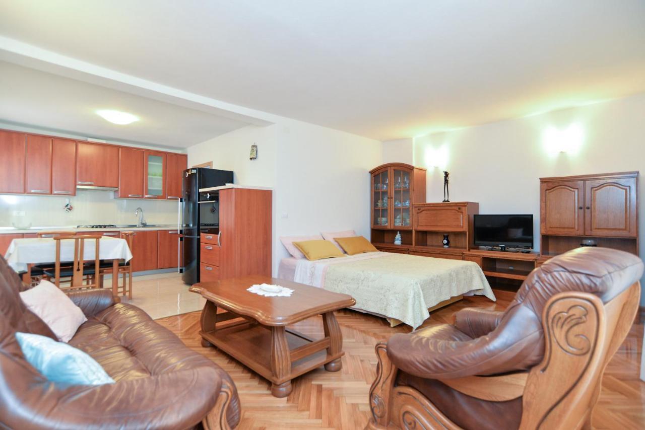 Apartment Snjezana 1064 Rovinj Buitenkant foto